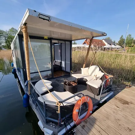 Ботель Hauseboot Holiday 40 *